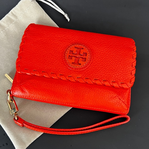 Tory Burch Handbags - Tory Burch Orange Leather Wallet